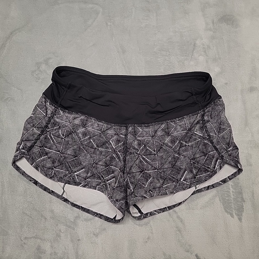Lululemon Speed Up Shorts Womens 4 Black‎ Geo Running Athletic Gym Workout